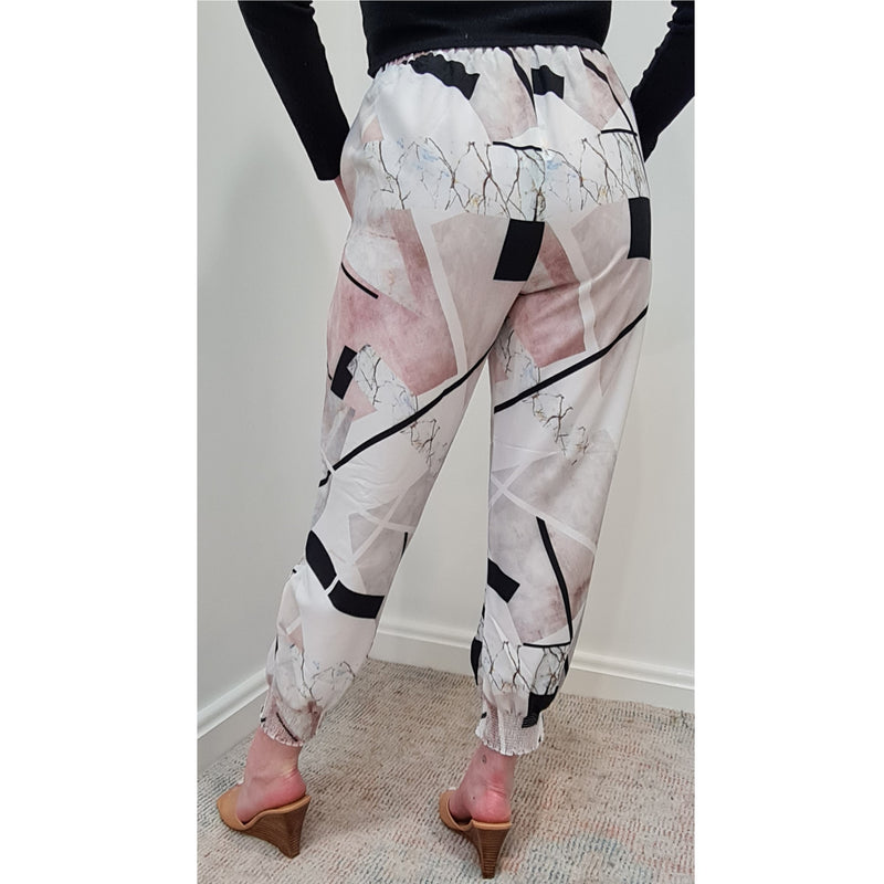 Applaud Print Pant in Pastel Abstract