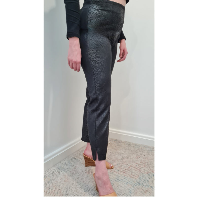 Triumph Stretch Fitted Cropped Ponti Pant in Snakeskin