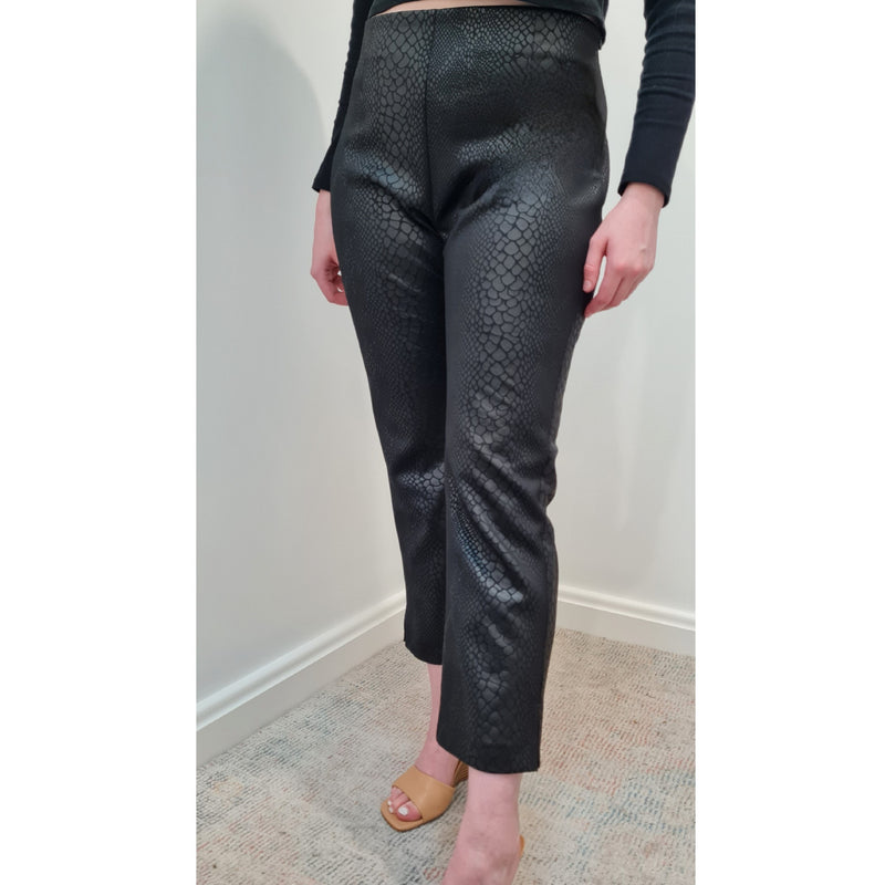 Triumph Stretch Fitted Cropped Ponti Pant in Snakeskin