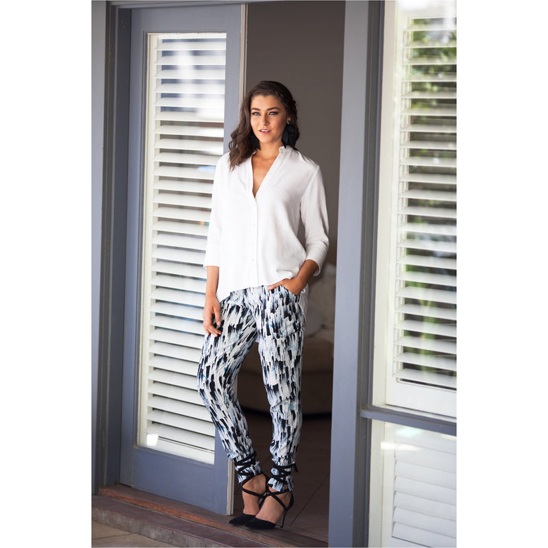 Trace Tapered Leg Pant in Black Check